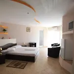 Casa Leul Resort