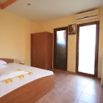 Casa Leul 3*