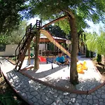 Casa Leul 3* Jupiter